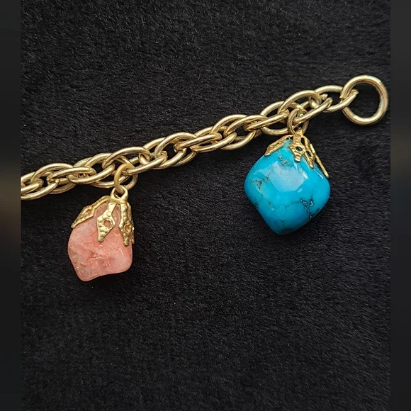 Natural stone vintage charm bracelet - Picture 2 of 5